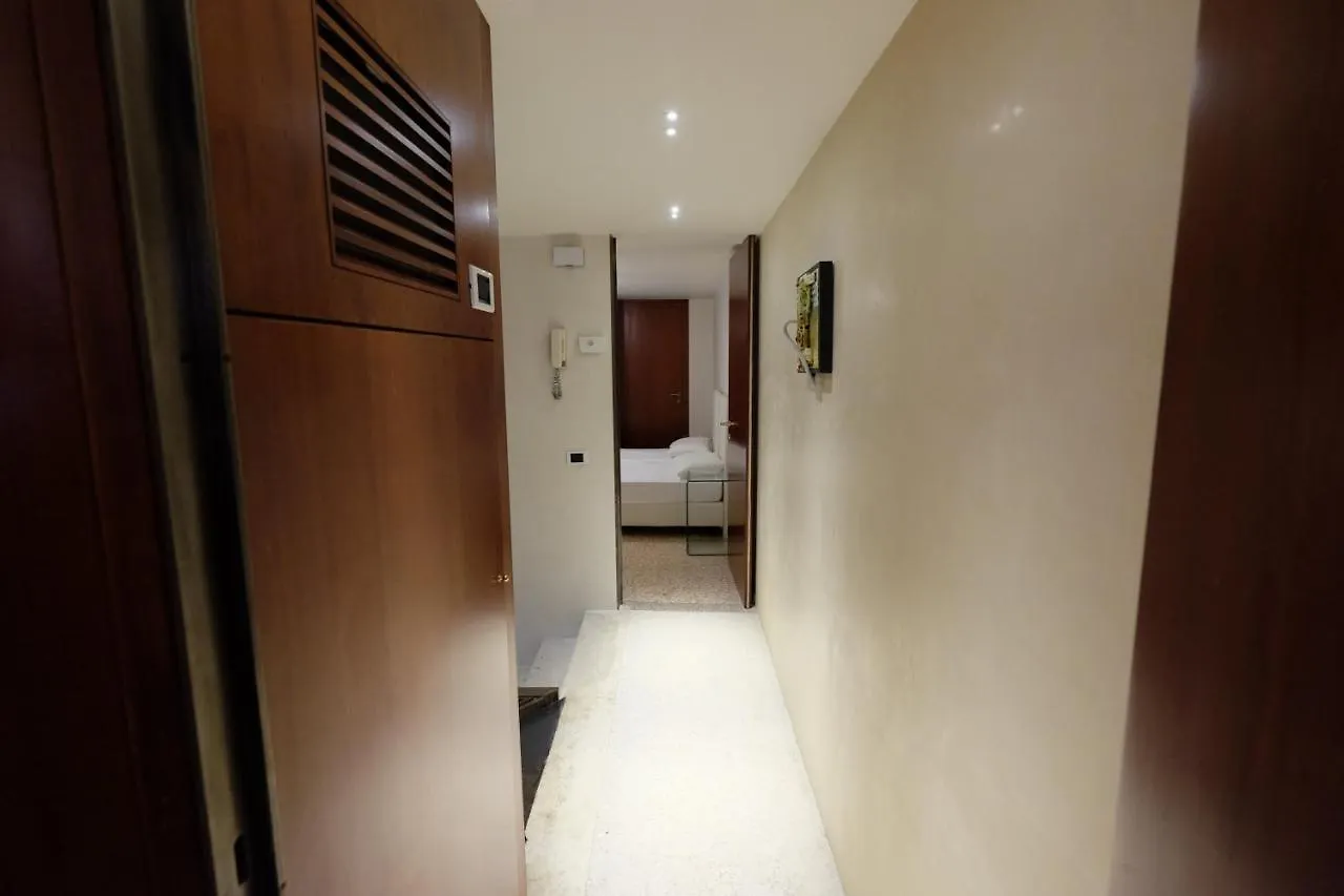 Fenix Tosca Apartment 베니스 0*,  이탈리아